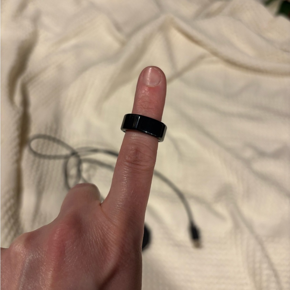 OURA RING SIZE 6 - Picture 3 of 4